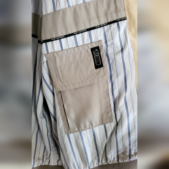 Weatherproof Microfiber Lightweight Jacket - Picture 5 of 11